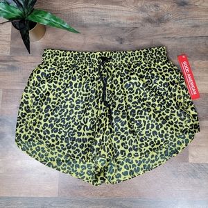 🆕️Good American Lightweight Nylon Leapord Print Running Shorts